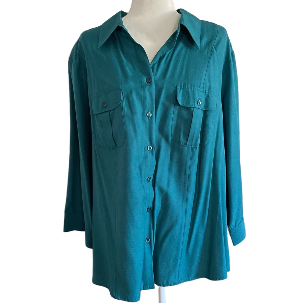 🖤NWT. Dress Barn Button Down Top Size 3X 22/24